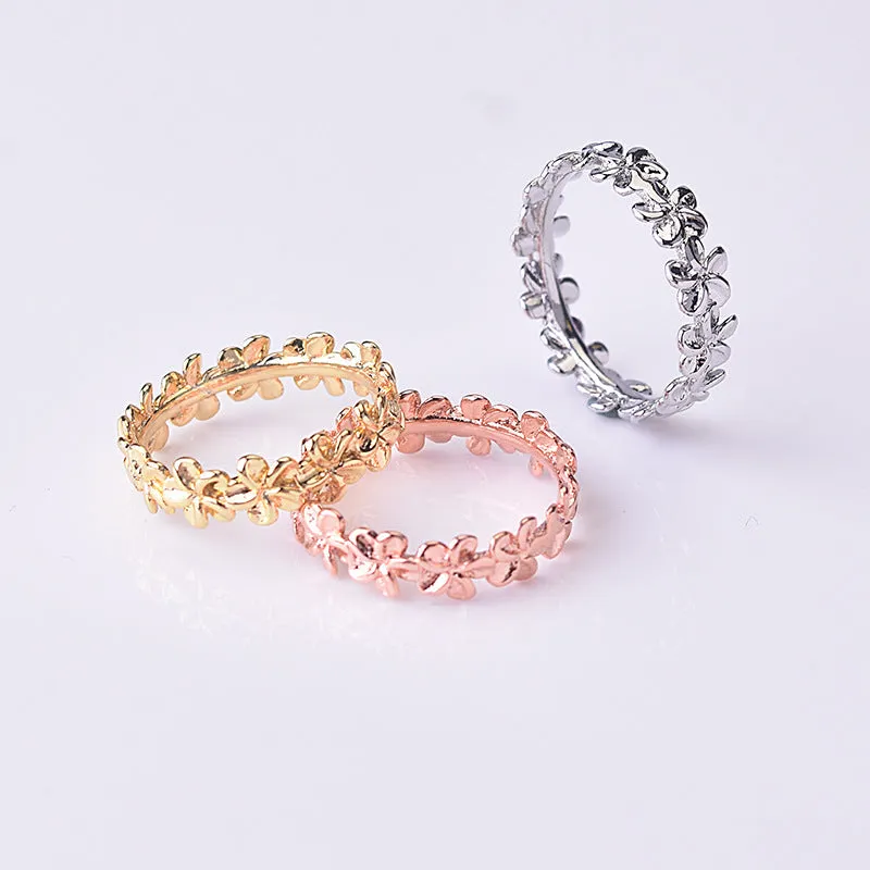 Aesthetic Engraved Ditsy Flower Beaded Rings