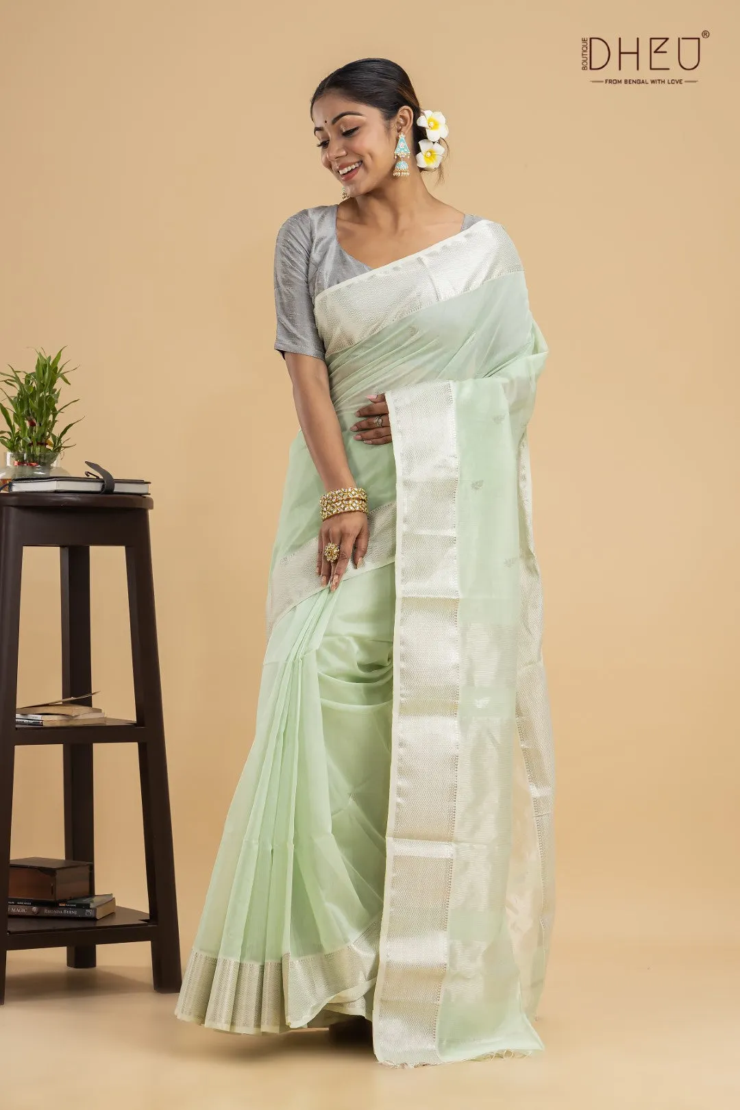 Amazon Parrot- Maheswari Silk Saree