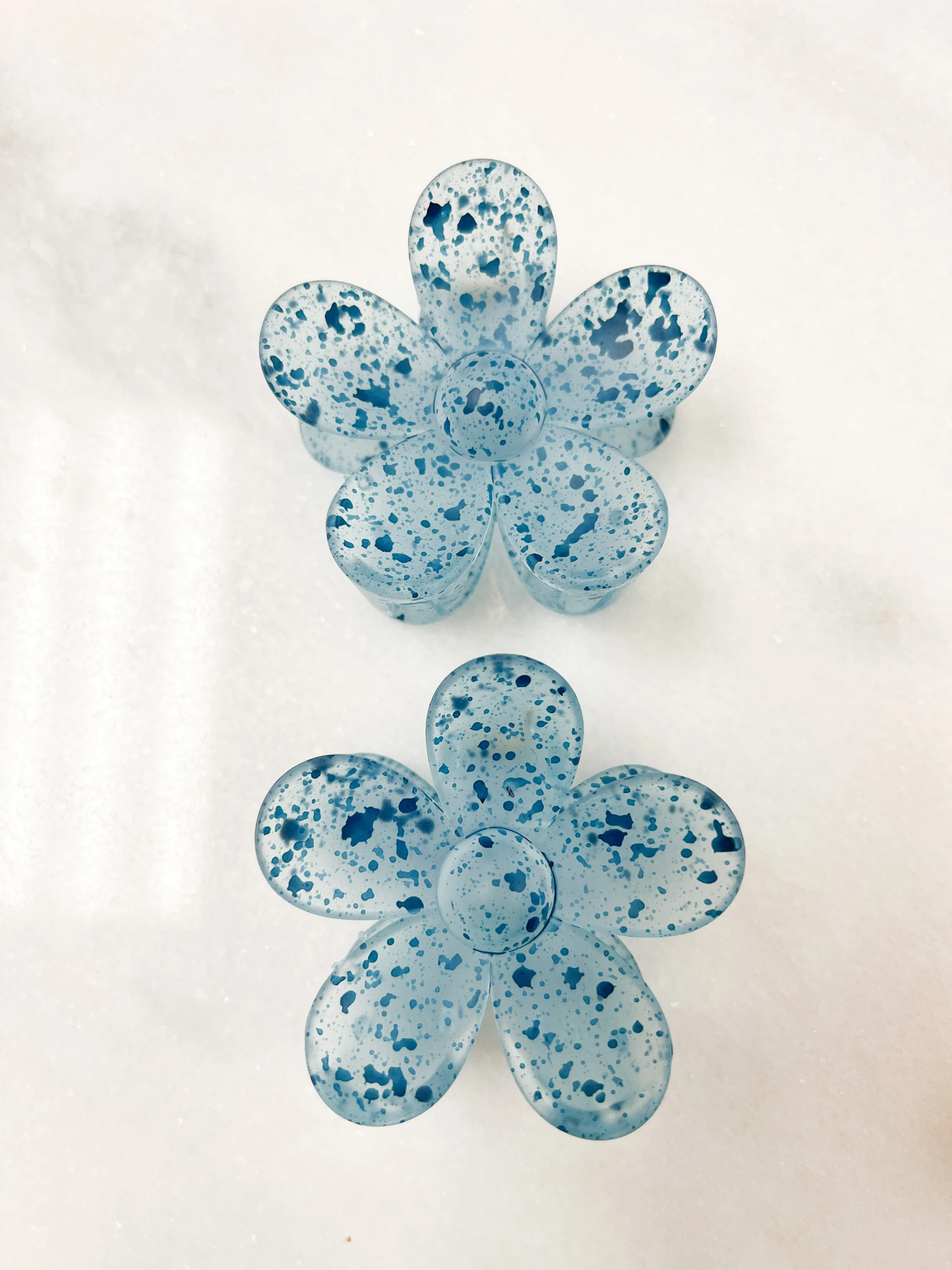 Daisy Hair Clips// 18 Colors