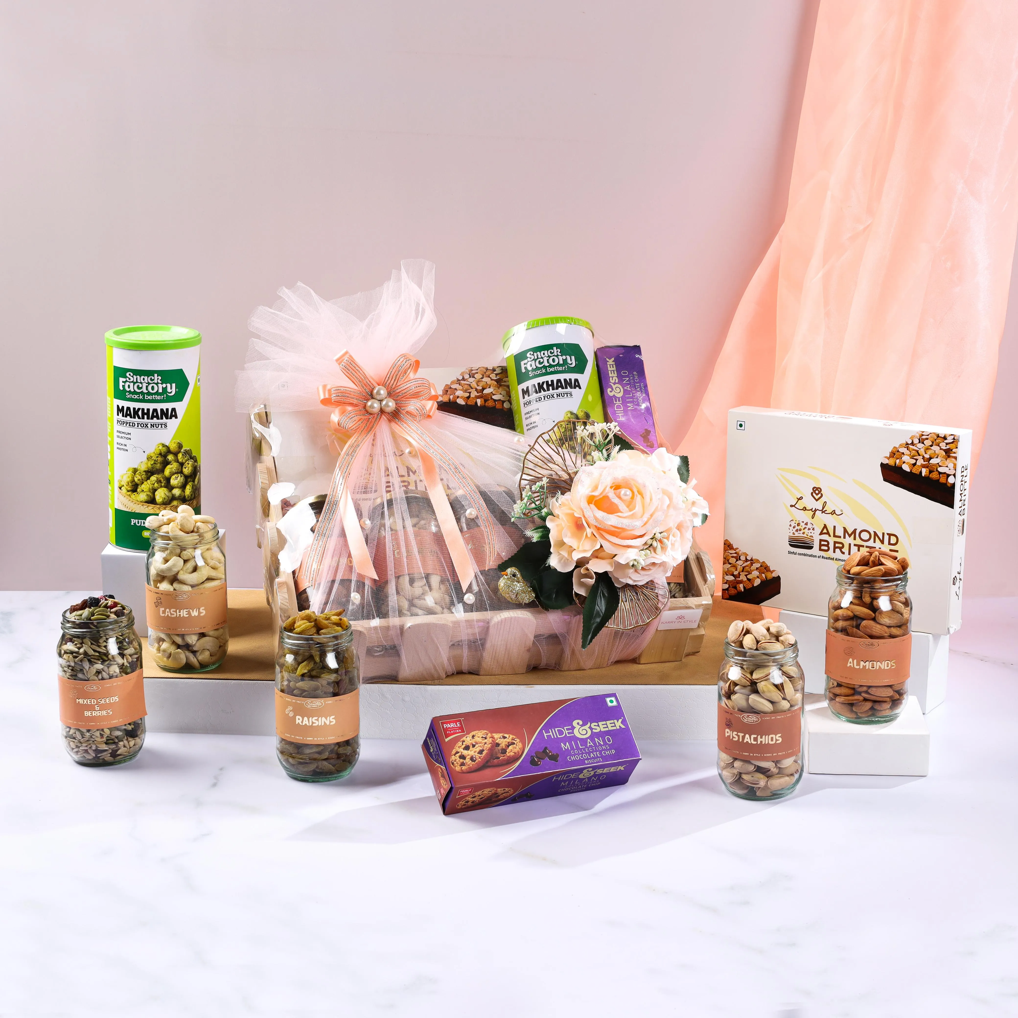 Gift Hamper Containing Dry Fruits