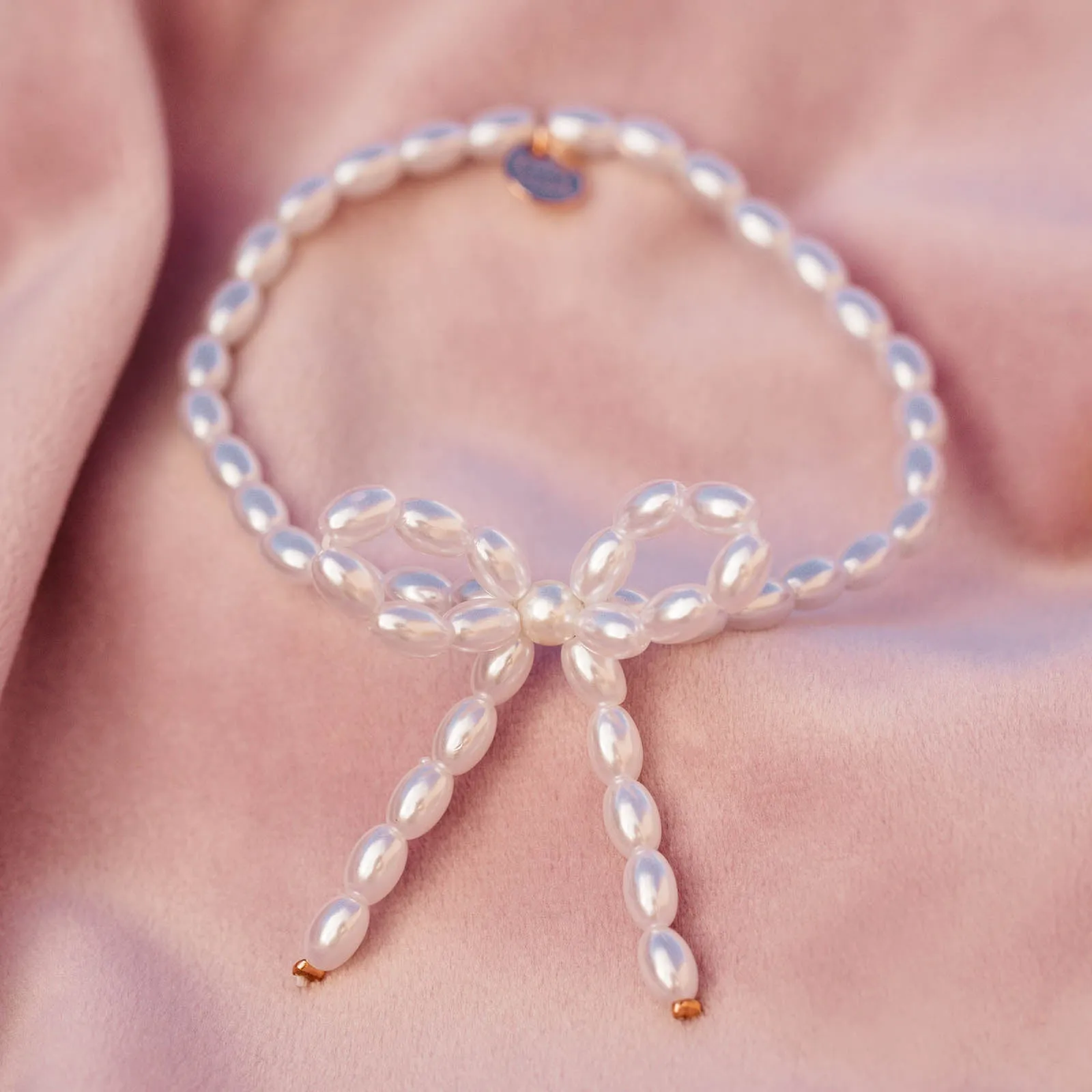 Mother of Pearl Bow Stretch Bracelet