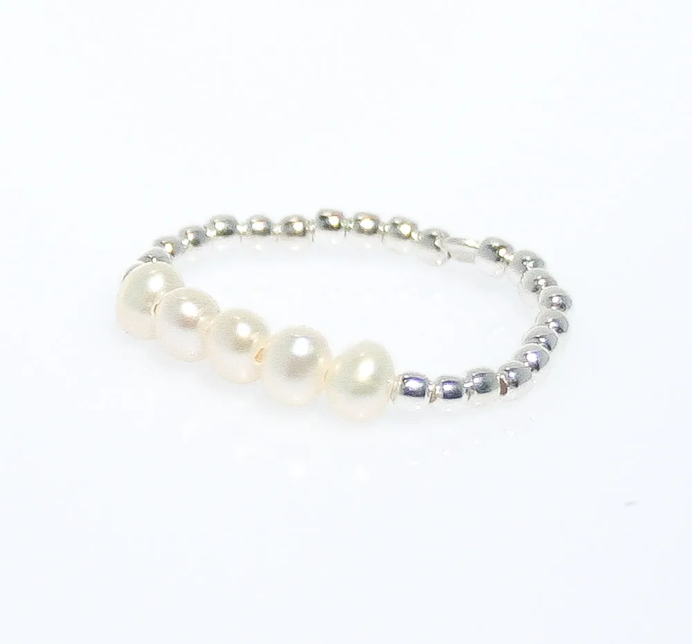 Pearl & Sterling Silver Stretch Ring